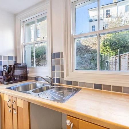 Victorian Flat Close To Station With Large Garden Apartment Brighton ภายนอก รูปภาพ